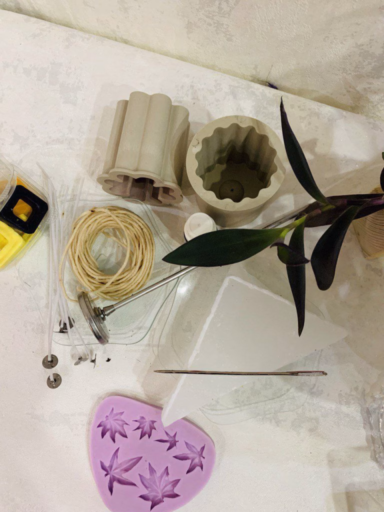 شمع سازی- وسایل شمع سازی یا ابزارهای شمع سازی_ تاریخچه، ابزارها و فرآیندها 2 وسایل شمع سازی