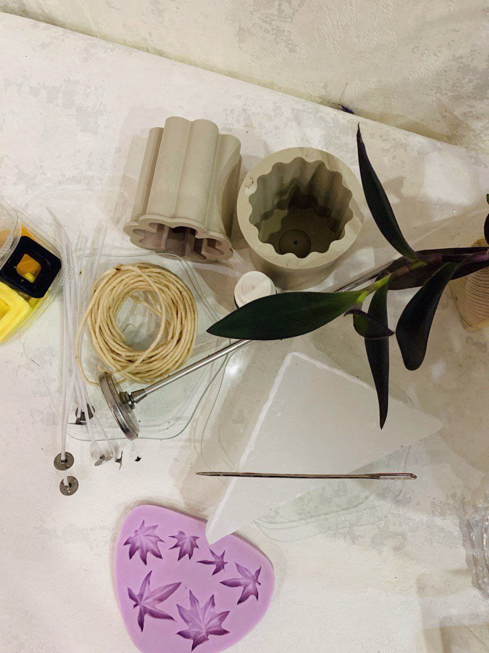 شمع سازی- وسایل شمع سازی یا ابزارهای شمع سازی_ تاریخچه، ابزارها و فرآیندها 1 وسایل شمع سازی